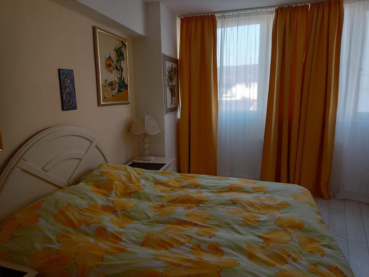 Two Bedroom Apartment Farmec Cluj-Napoca Ngoại thất bức ảnh